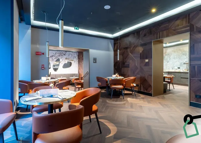 Hotel Hotiday Trevi 4*
